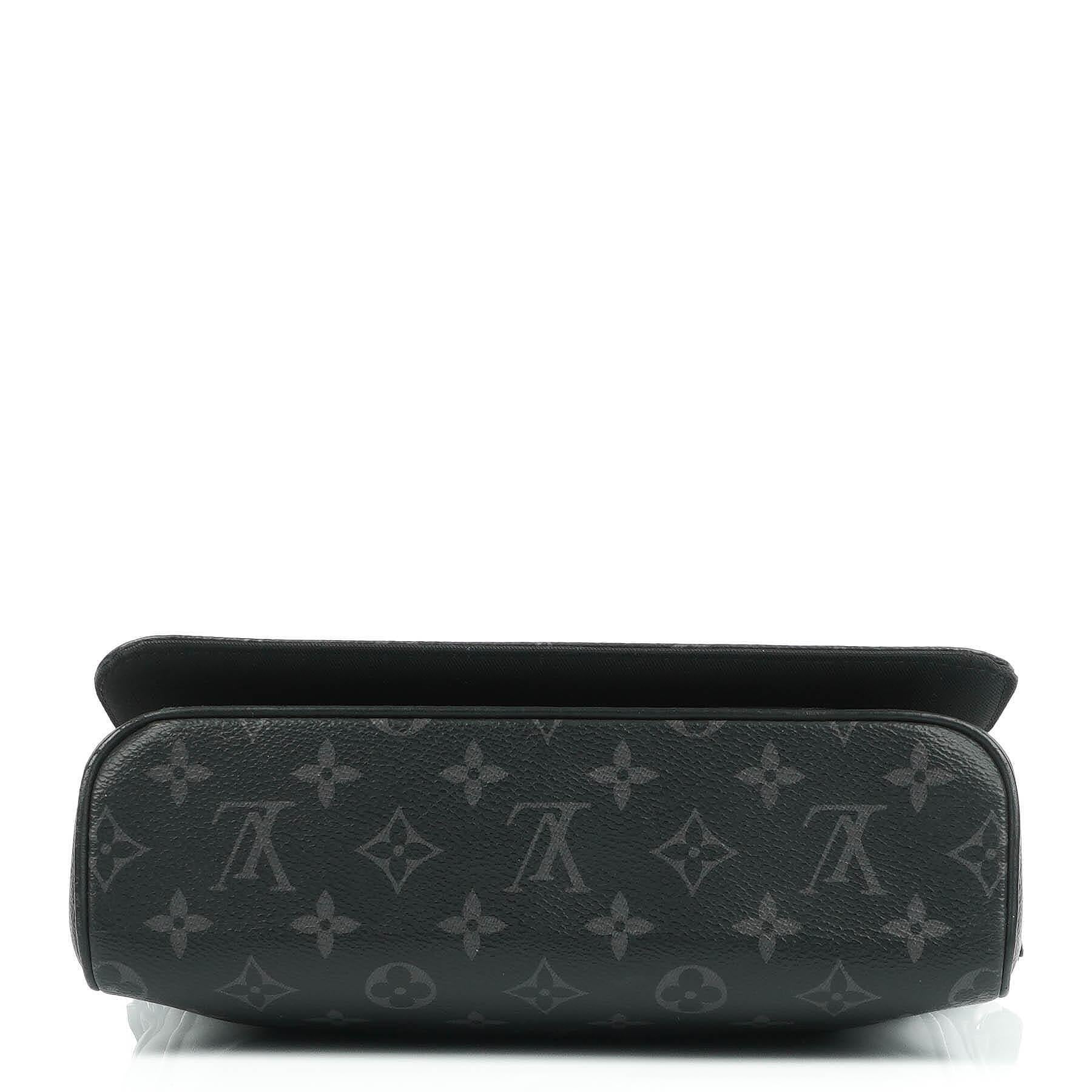 Louis Vuitton District PM Messenger Tasche in Monogram Eclipse