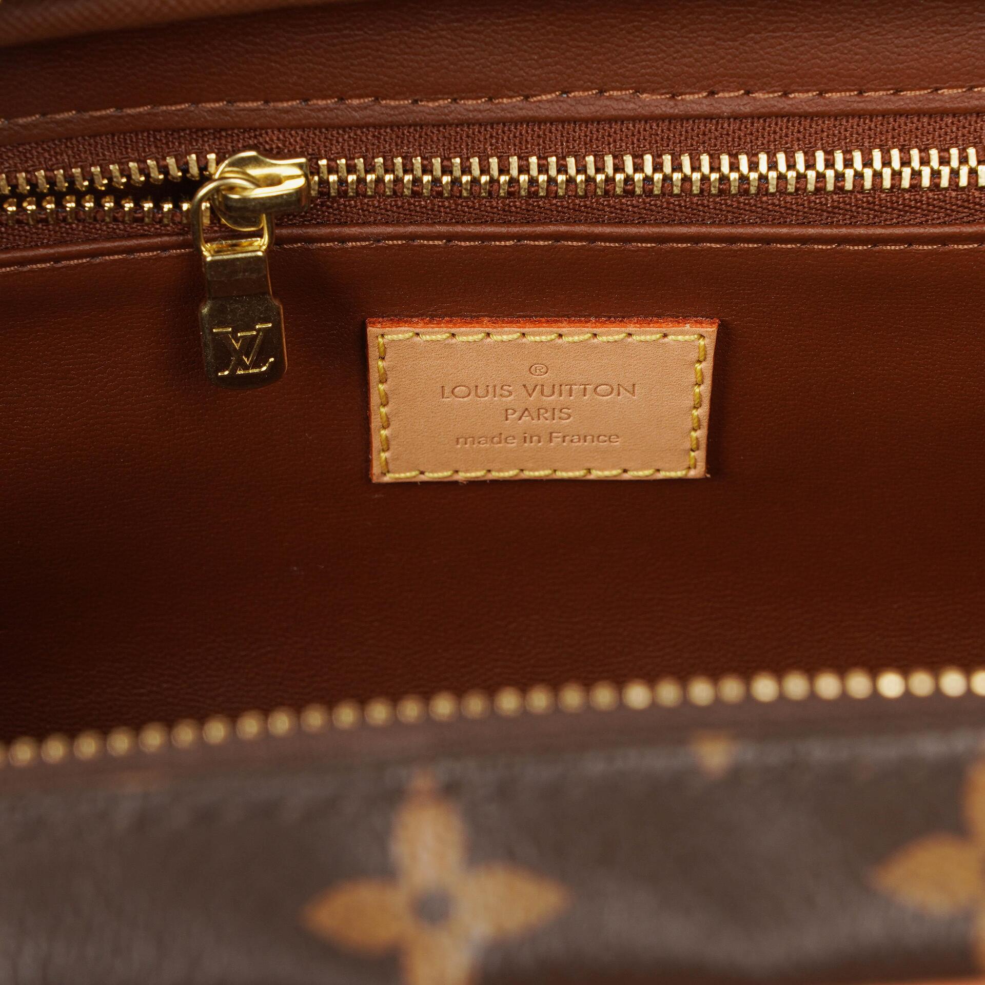 Louis Vuitton Dopp Kit Monogram Kulturbeutel