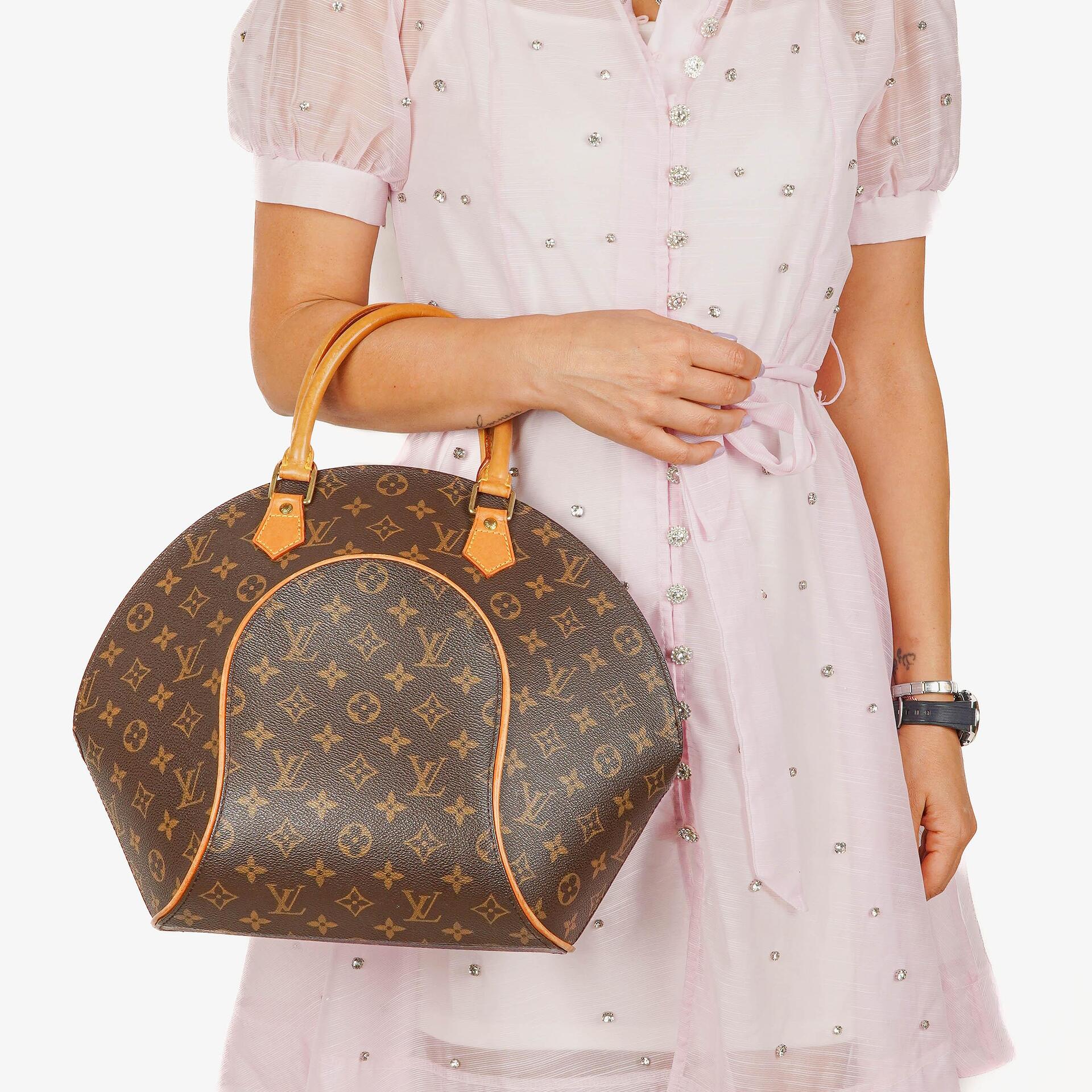 Louis Vuitton Ellipse MM Tasche aus Monogram Canvas