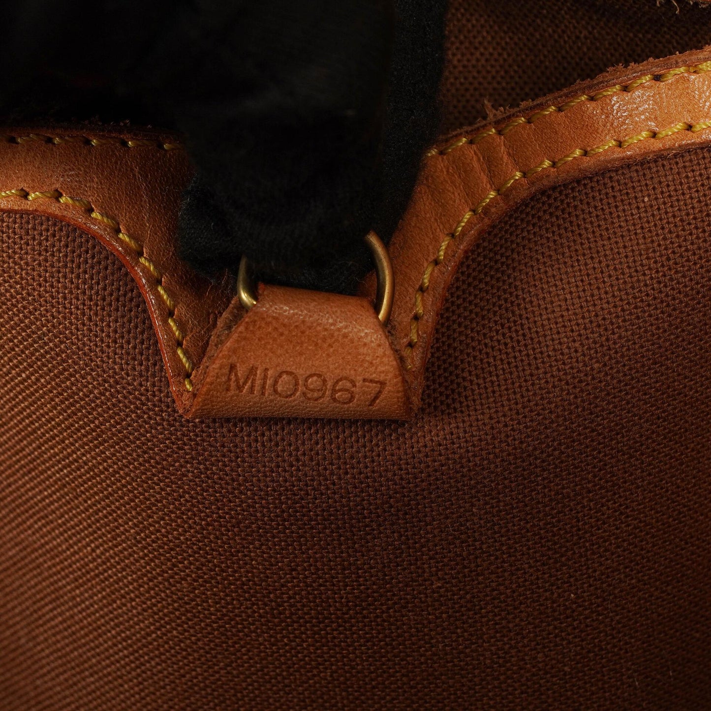 Louis Vuitton Ellipse MM Tasche aus Monogram Canvas