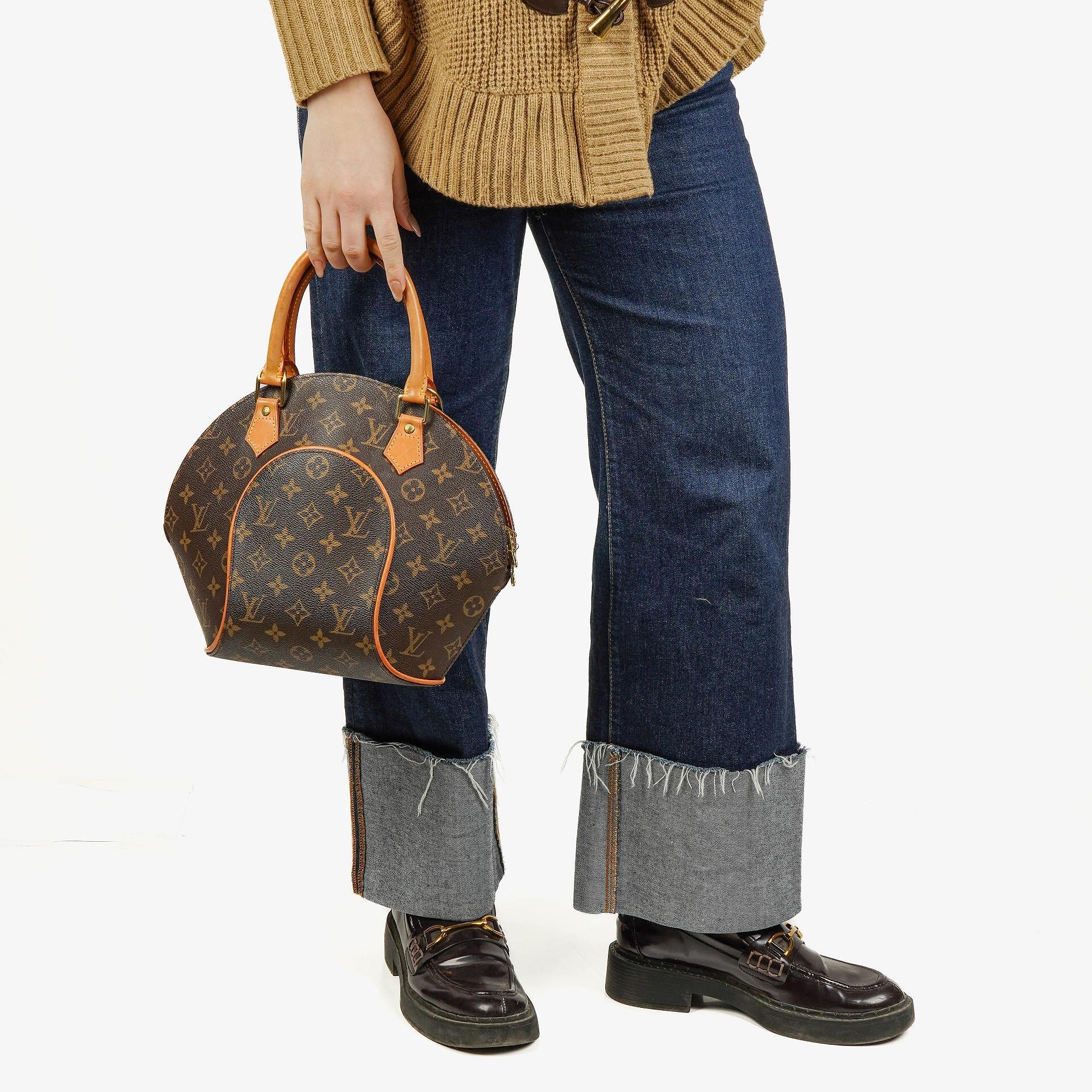 Louis Vuitton Ellipse PM Handtasche aus Monogram Canvas