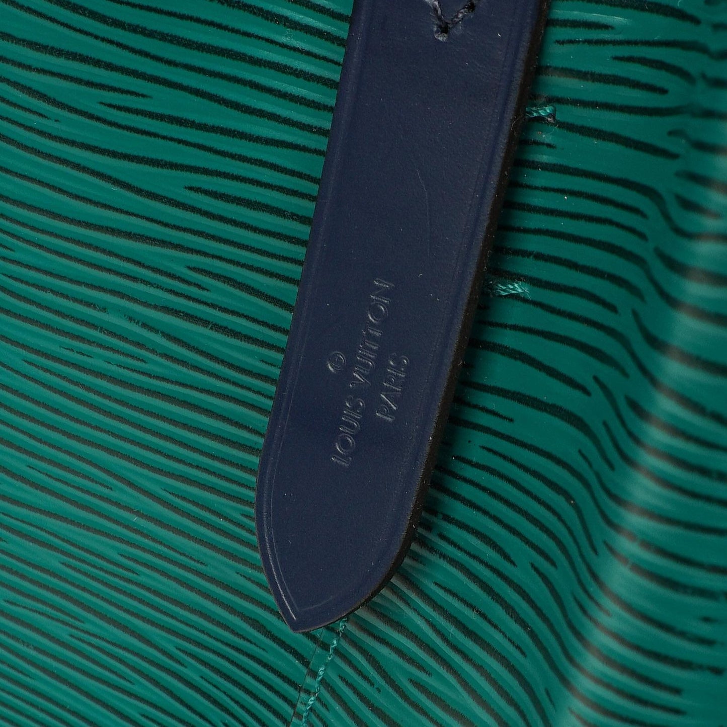 Louis Vuitton Néonoé BB Tasche aus Epi Leder in Smaragdgrün und Indigo