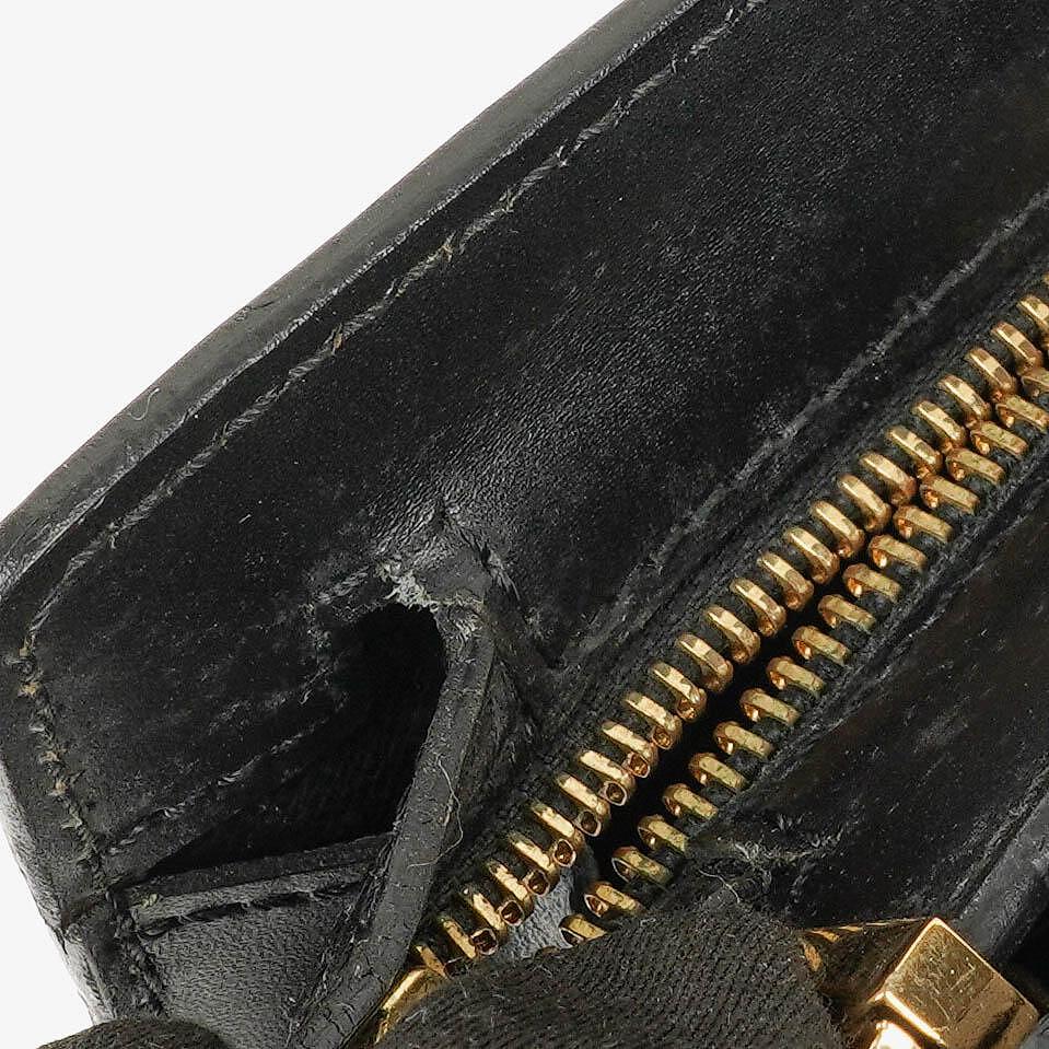 Louis Vuitton Enghien Schultertasche aus schwarzem Epi-Leder