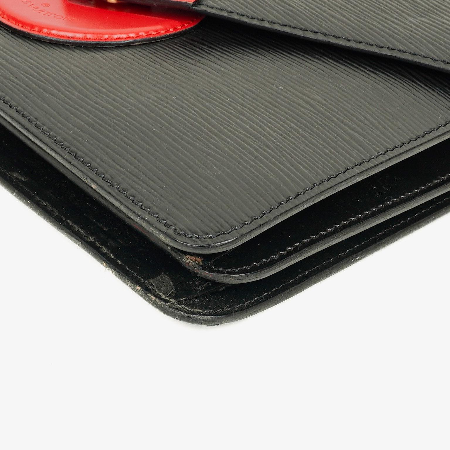 Louis Vuitton Hoche Schultertasche aus Epi-Leder in Schwarz und Rot