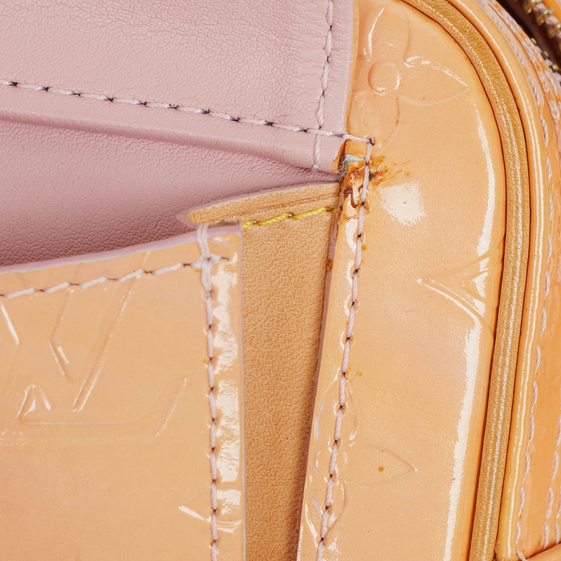 Louis Vuitton Fulton Waist Tasche aus Monogram Vernis