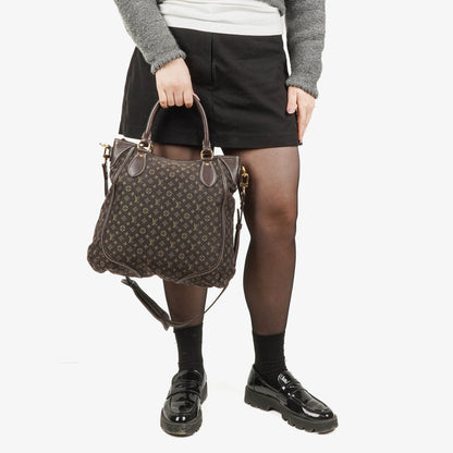 Louis Vuitton Idylle Angele Monogram Schultertasche in Fusain
