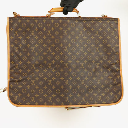 Louis Vuitton Kleidertasche aus Monogram Canvas