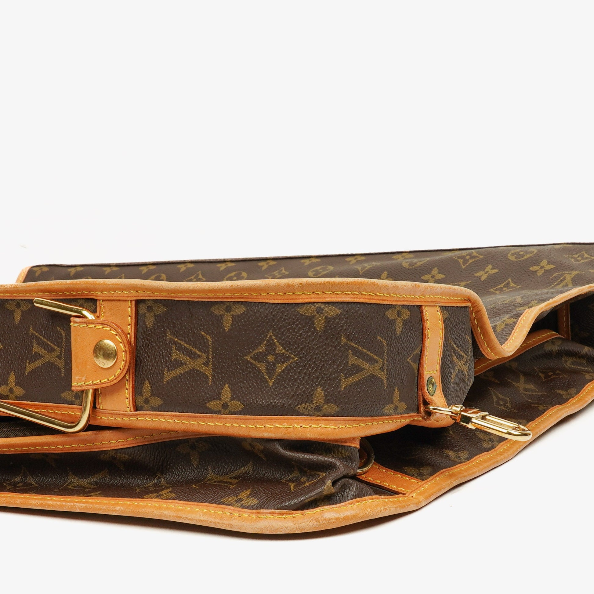 Louis Vuitton Kleidertasche aus Monogram Canvas