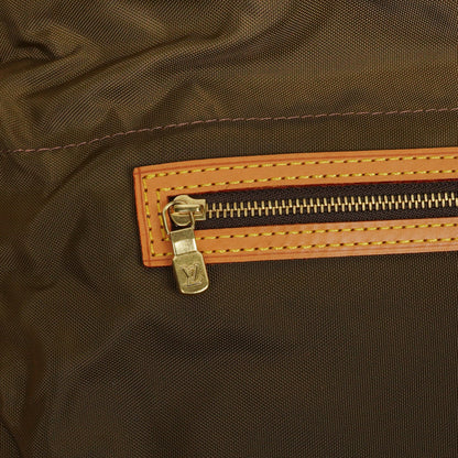 Louis Vuitton Kleidertasche aus Monogram Canvas