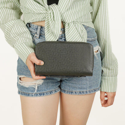 Louis Vuitton Glacier Taiga Leder Zippy XL Geldbörse