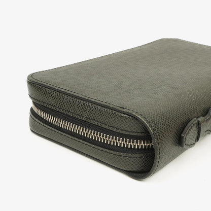 Louis Vuitton Glacier Taiga Leder Zippy XL Geldbörse