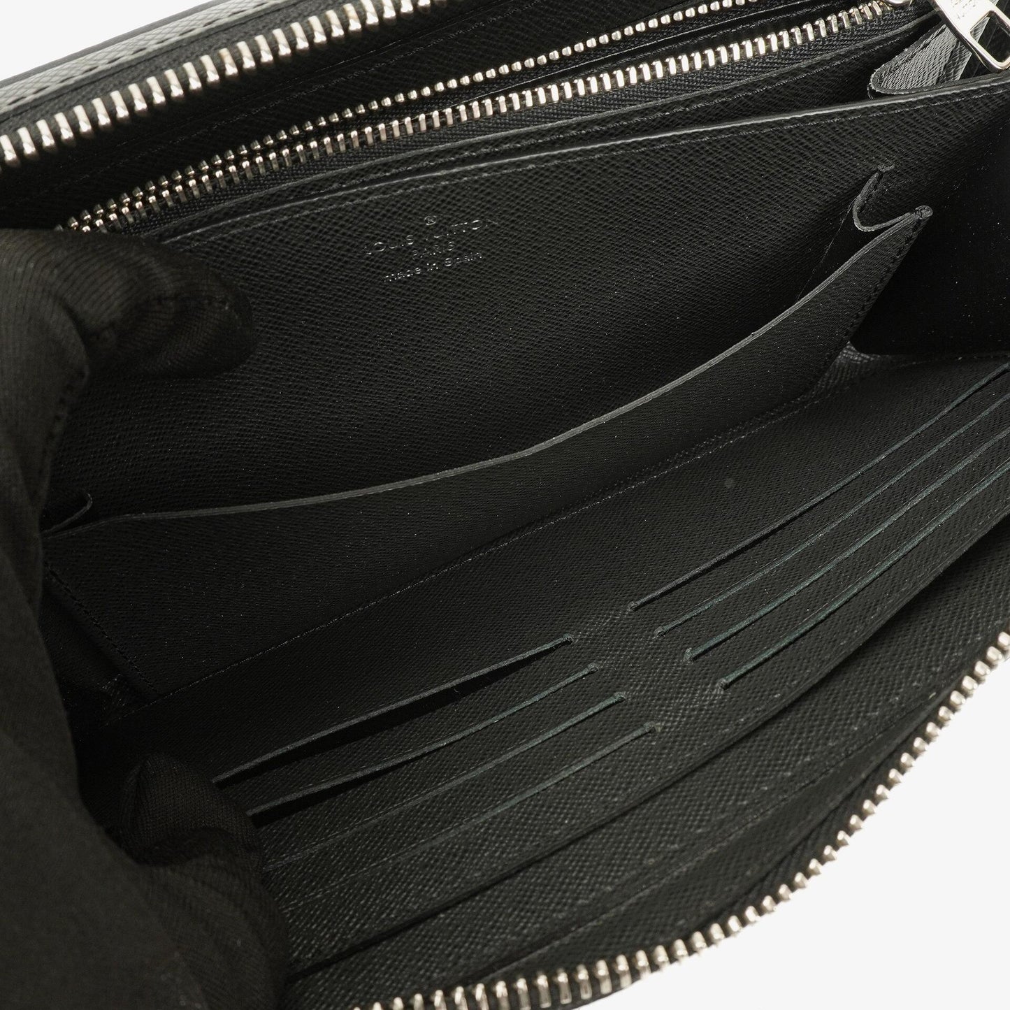 Louis Vuitton Glacier Taiga Leder Zippy XL Geldbörse