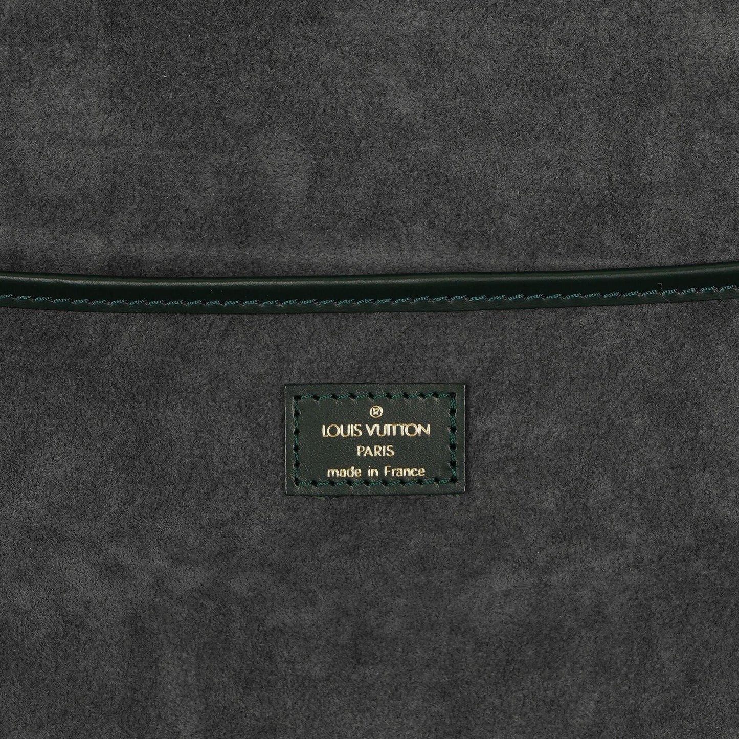 Louis Vuitton Helanga 1 Poche Reisetasche aus Epicea Taiga Leder