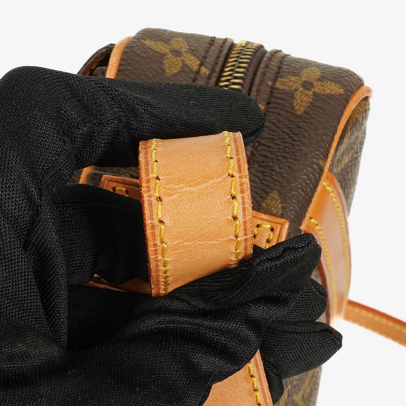 Louis Vuitton Jeune Fille GM Umhängetasche aus Monogramm Canvas