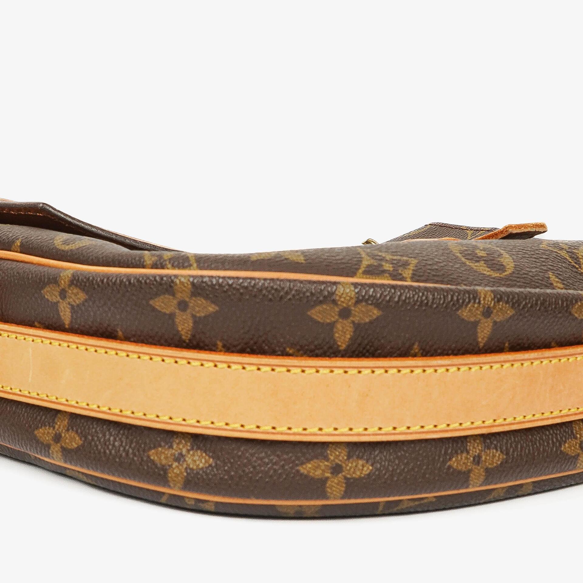 Louis Vuitton Jeune Fille MM Umhängetasche aus Monogram Canvas