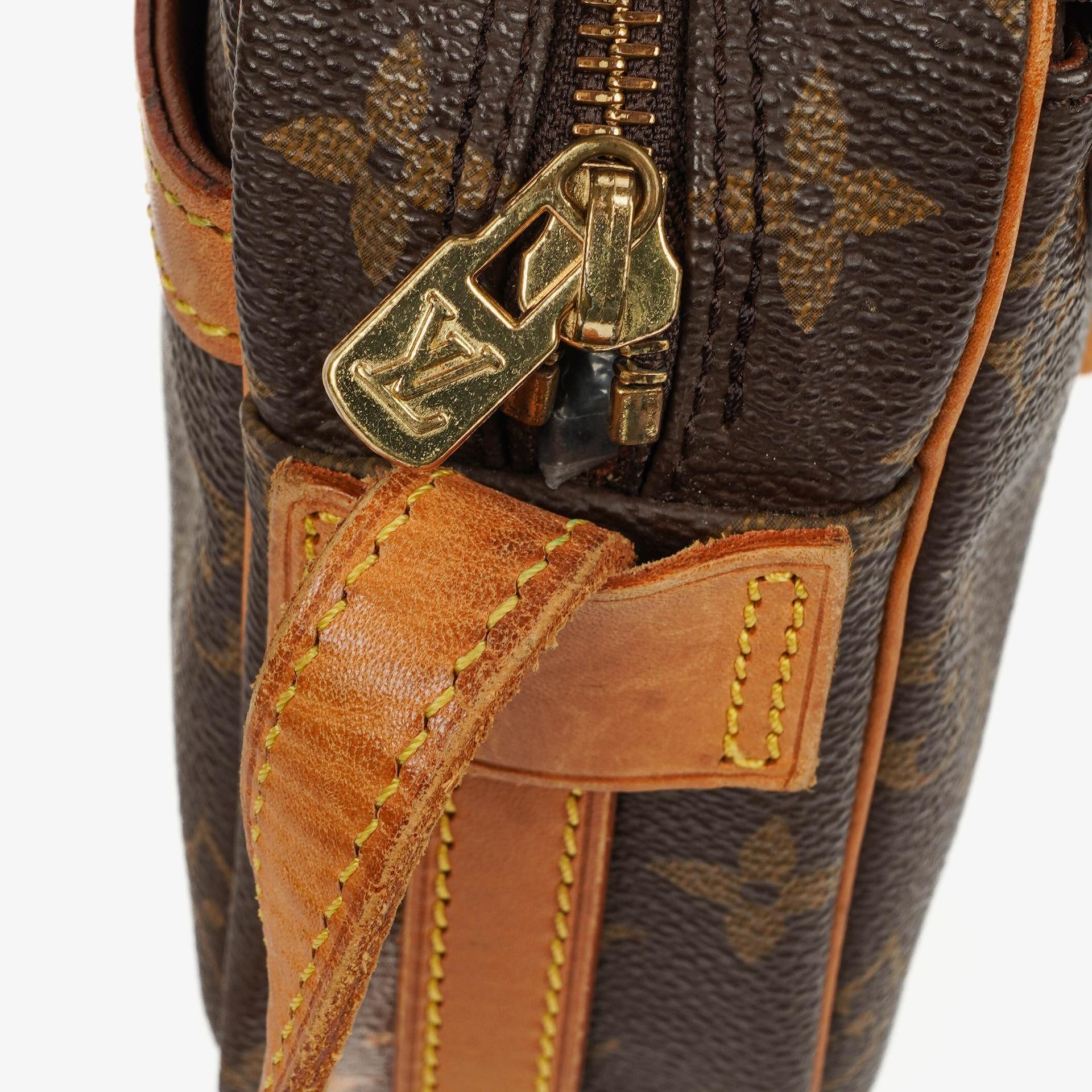 Louis Vuitton Jeune Fille MM Schultertasche
