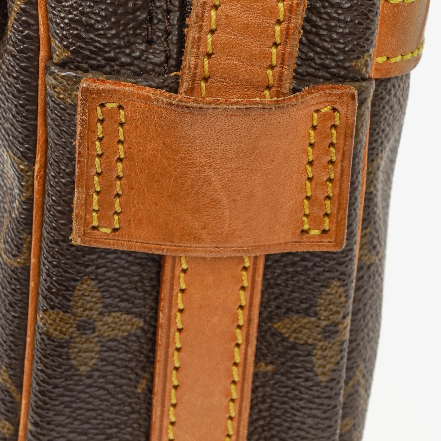 Louis Vuitton Jeune Fille MM Schultertasche