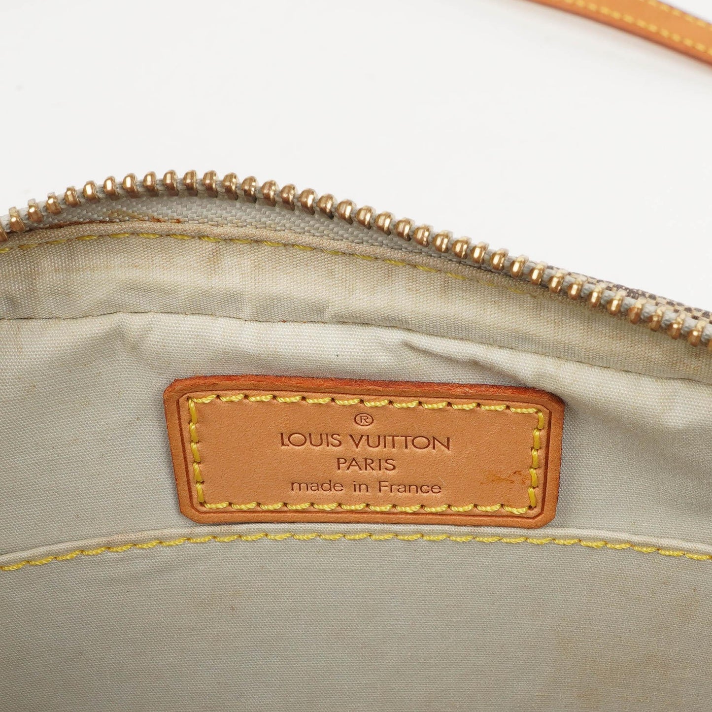 Louis Vuitton Juliette Umhängetasche in Monogram Mini Lin