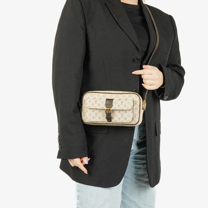 Louis Vuitton Juliette Umhängetasche aus Monogram Mini Lin