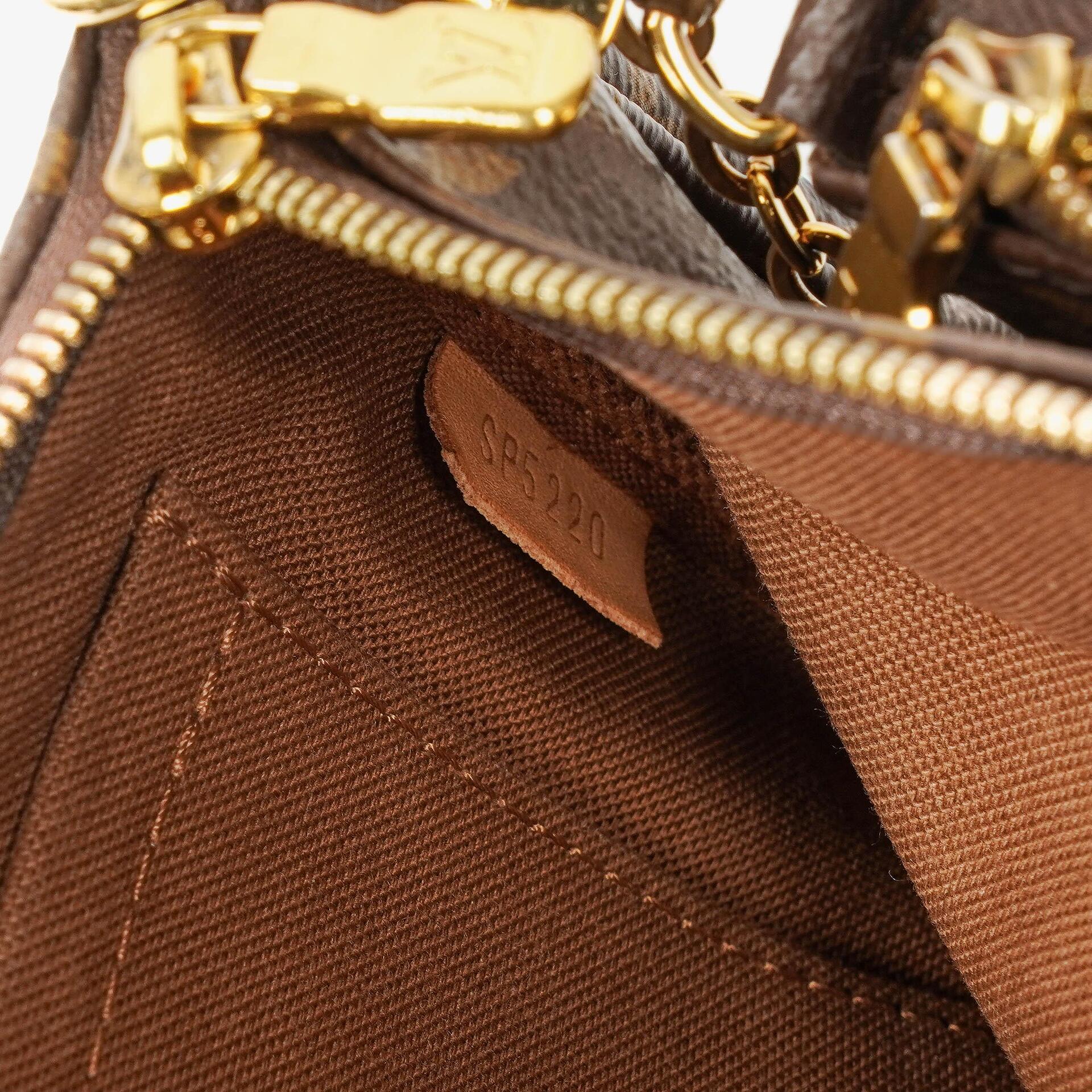 Louis Vuitton Multi-Pochette Accessoires Tasche aus Kaki Monogram Canvas