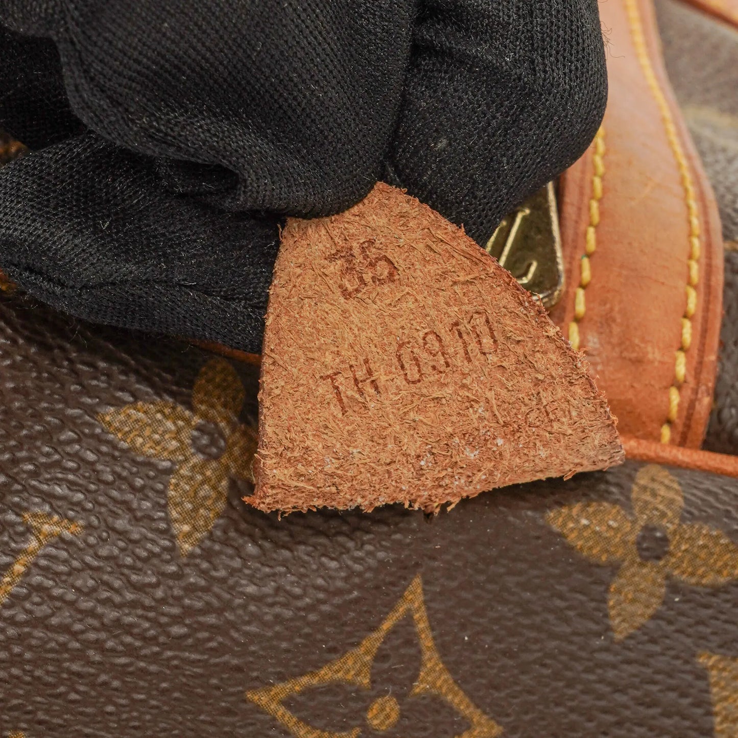 Louis Vuitton Keepall 35 Reisetasche aus Monogram Canvas