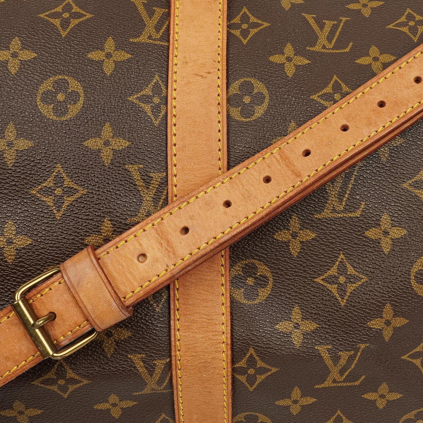 Louis Vuitton Keepall 45 Bandoulière Reisetasche aus Monogram Canvas