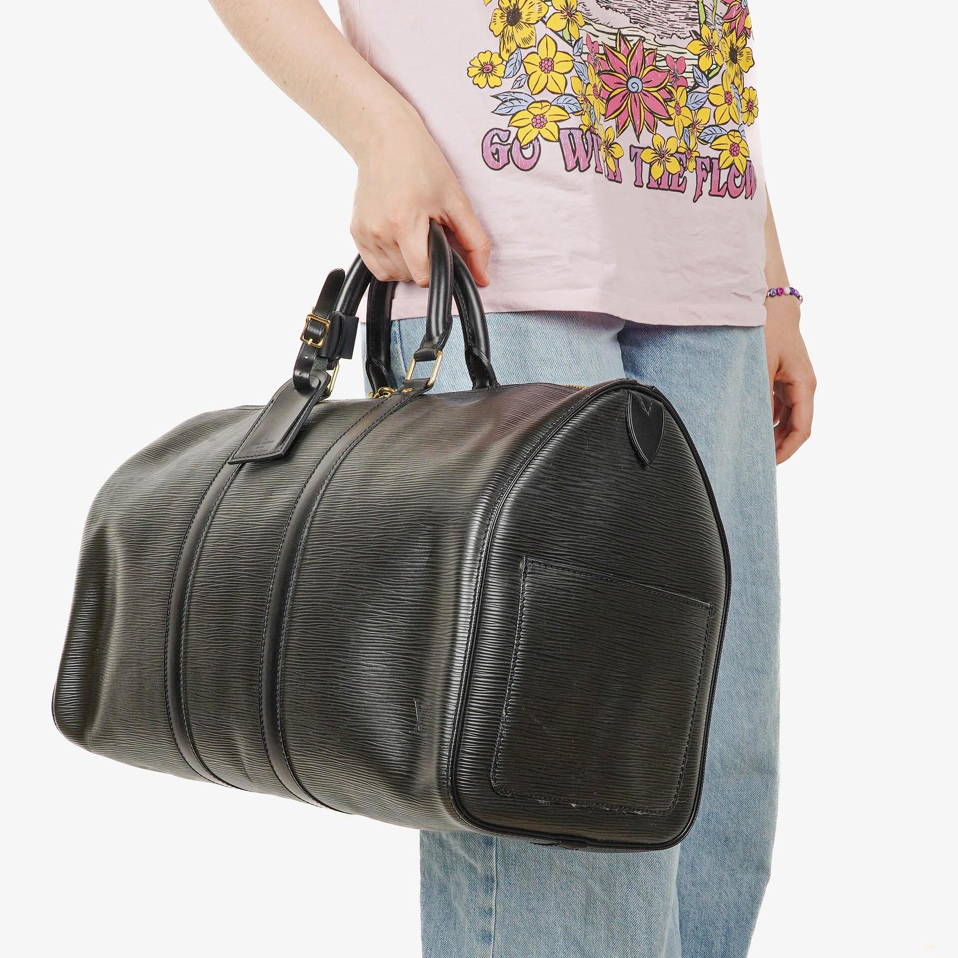 Louis Vuitton Keepall 45 Reisetasche aus schwarzem Epi-Leder