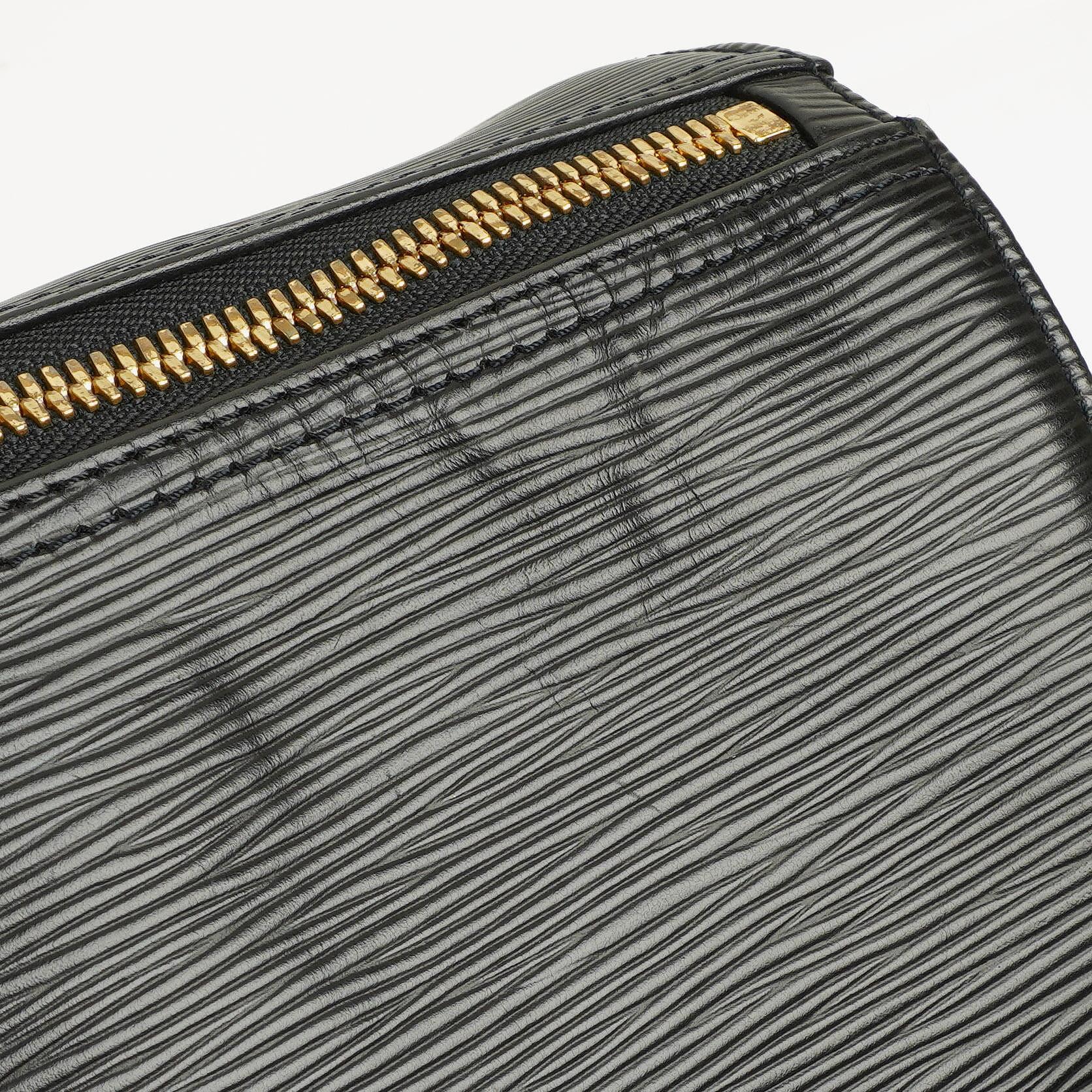 Louis Vuitton Keepall 45 Reisetasche aus schwarzem Epi-Leder