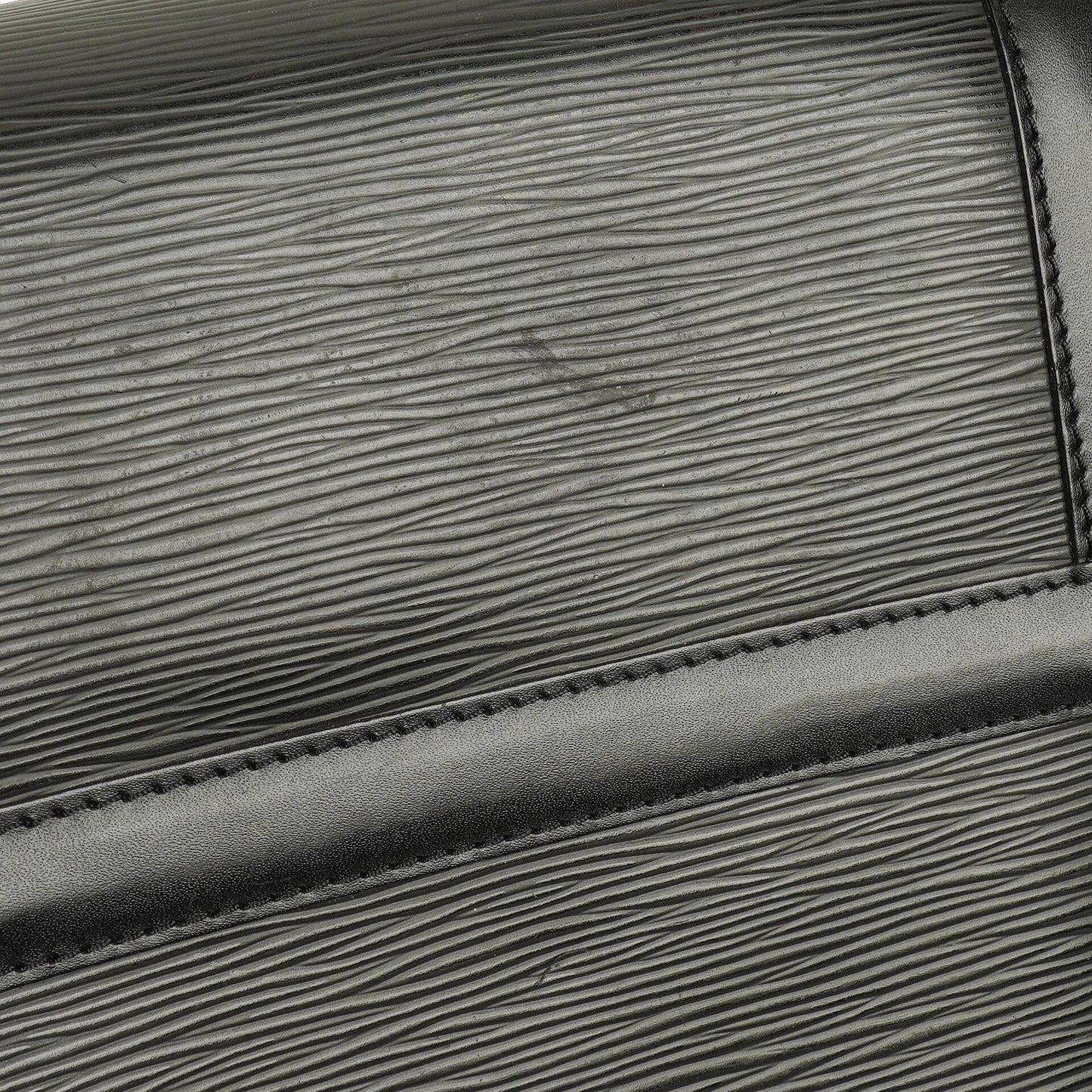 Louis Vuitton Keepall 45 Reisetasche aus schwarzem Epi-Leder