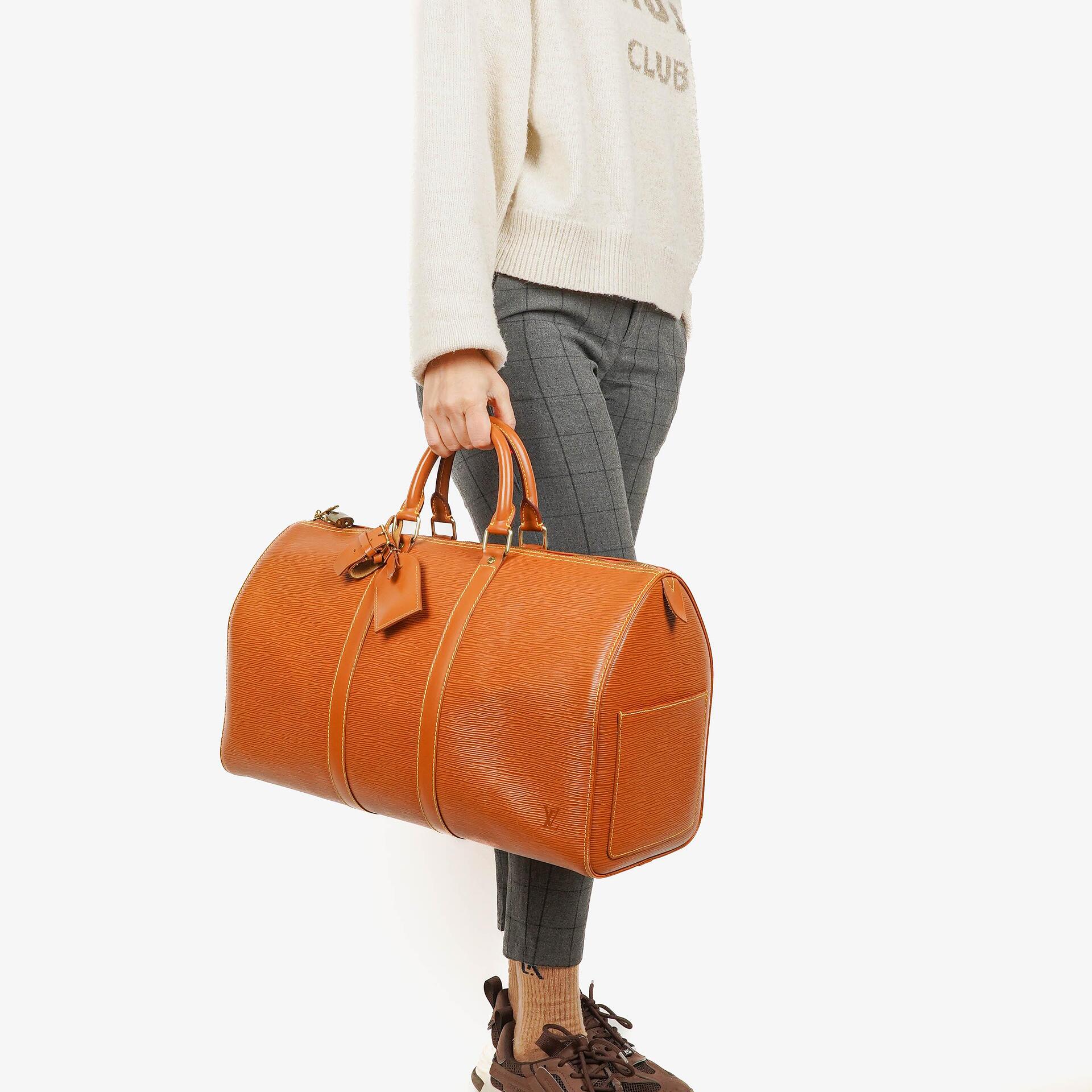 Louis Vuitton Keepall 45 Reisetasche aus cognacfarbenem Epi Leder