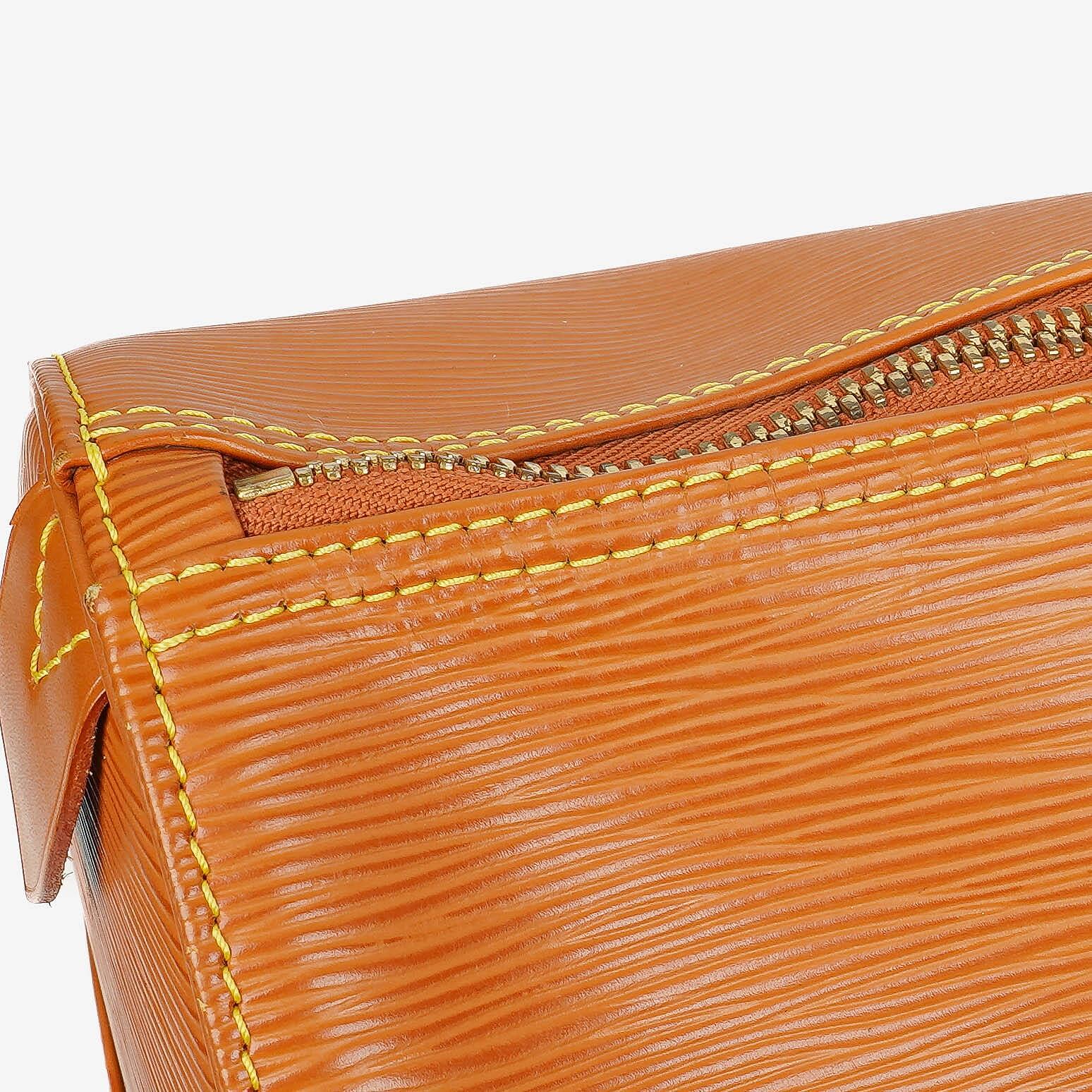 Louis Vuitton Keepall 45 Reisetasche aus cognacfarbenem Epi Leder