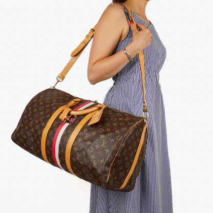 Louis Vuitton Keepall 50 Bandouliere Monogram Canvas Reisetasche mit personalisiertem Heißstempel