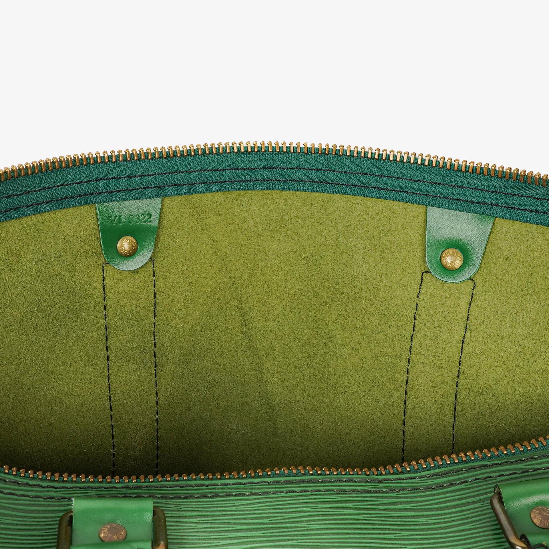 Louis Vuitton Keepall 50 Reisetasche aus grünem Epi-Leder