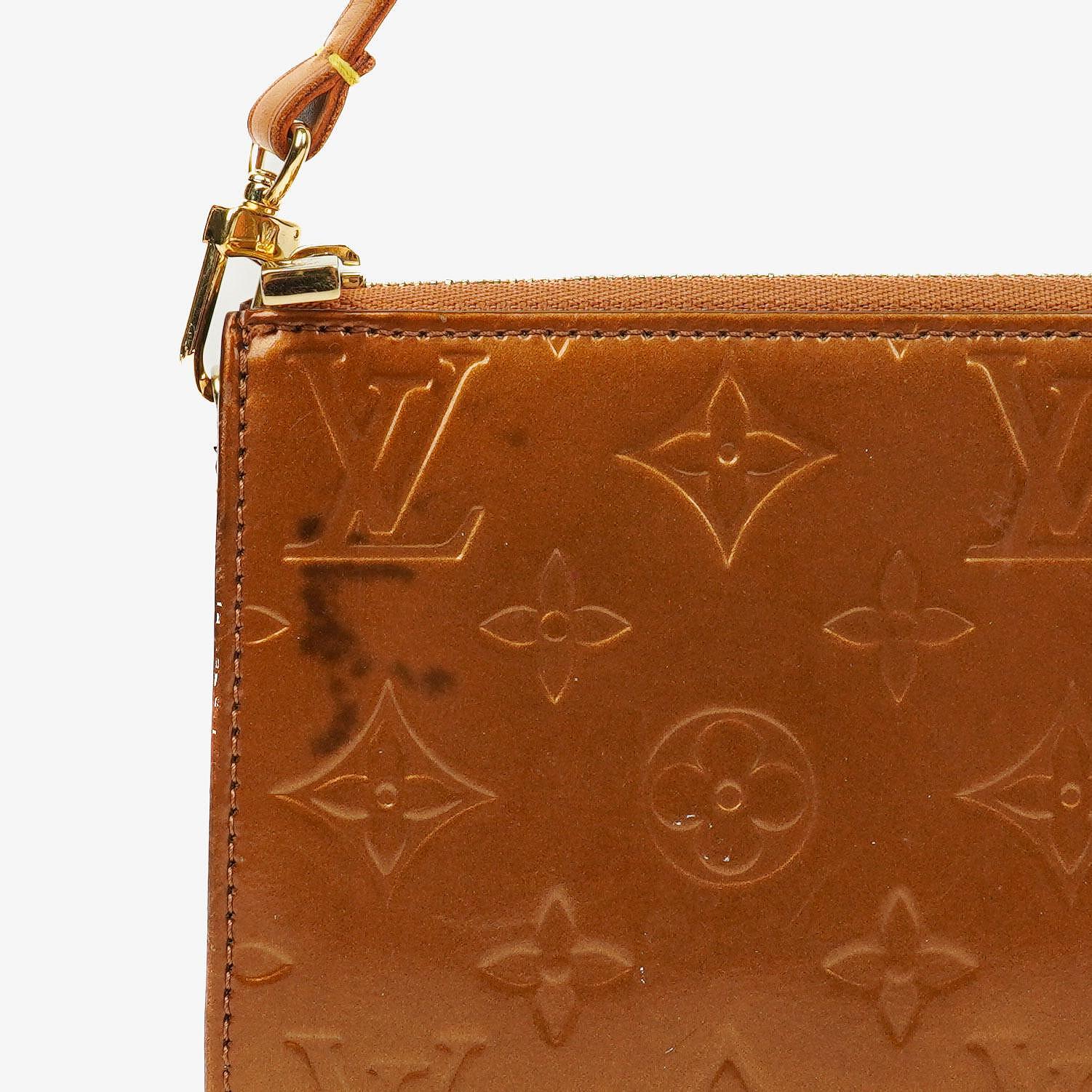 Louis Vuitton Lexington Clutch Tasche aus braunem Monogram Vernis