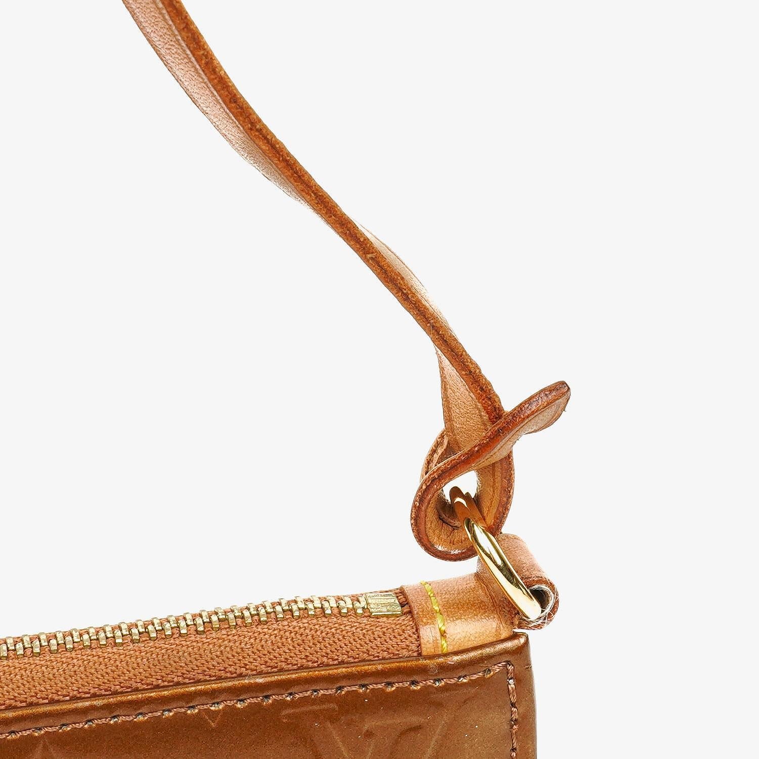 Louis Vuitton Lexington Clutch Tasche aus braunem Monogram Vernis