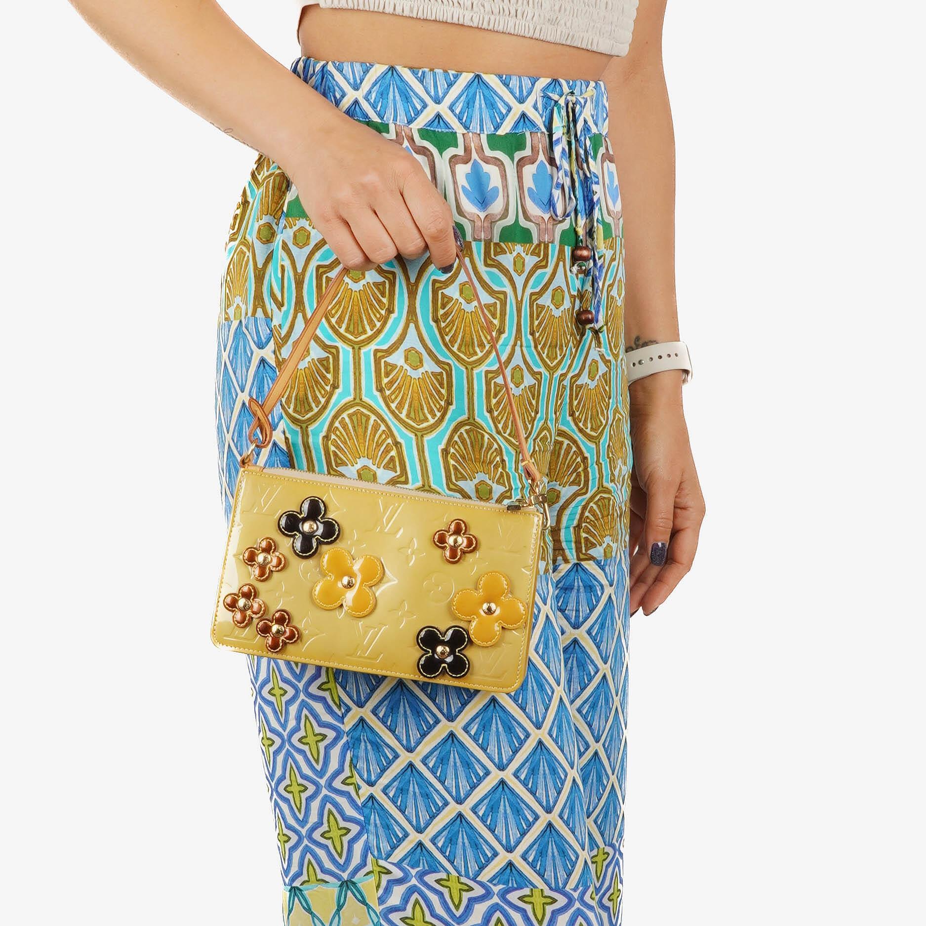 Louis Vuitton Lexington Flowers Pochette Vernis Leder