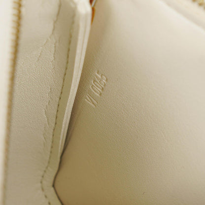 Louis Vuitton Lexington Täschchen aus Monogram Vernis in Perle