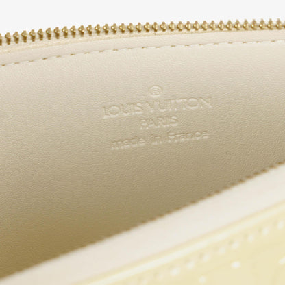 Louis Vuitton Lexington Täschchen aus Monogram Vernis in Perle
