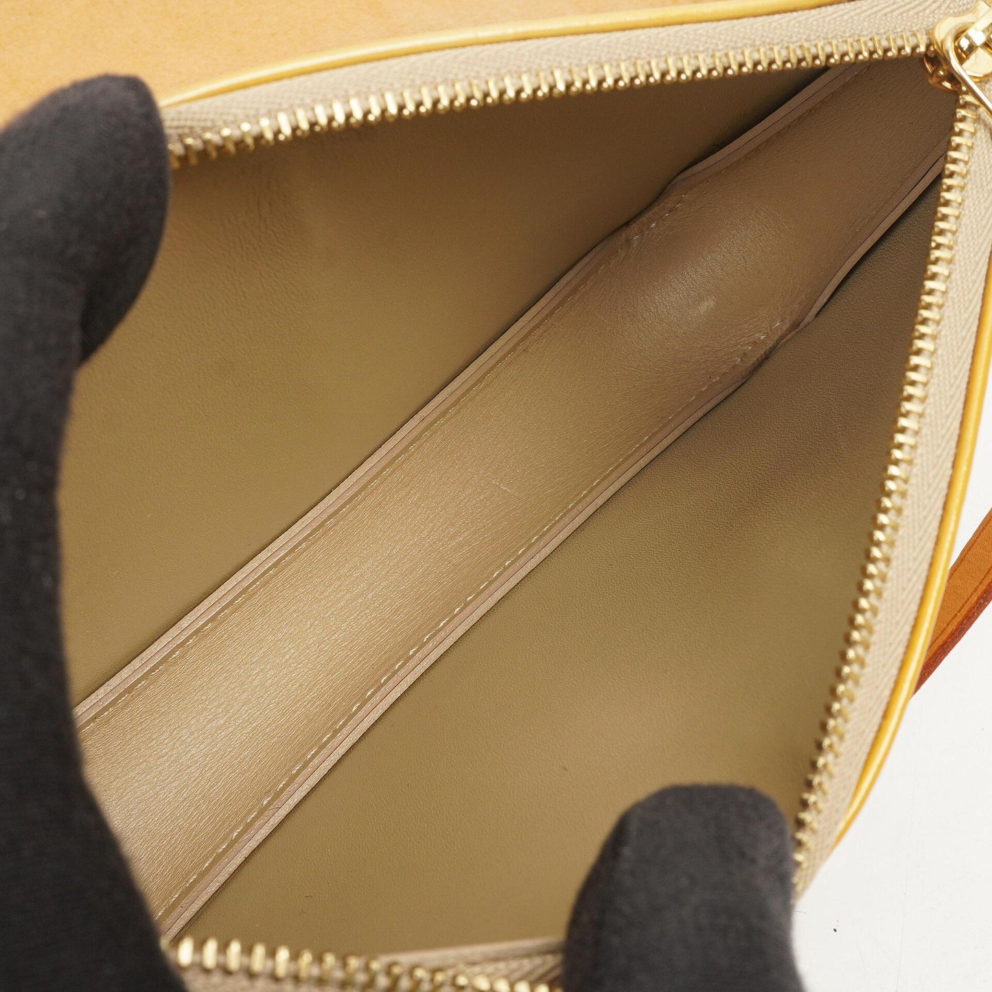 Louis Vuitton Lexington Gelb Monogram Vernis Clutch Handtasche