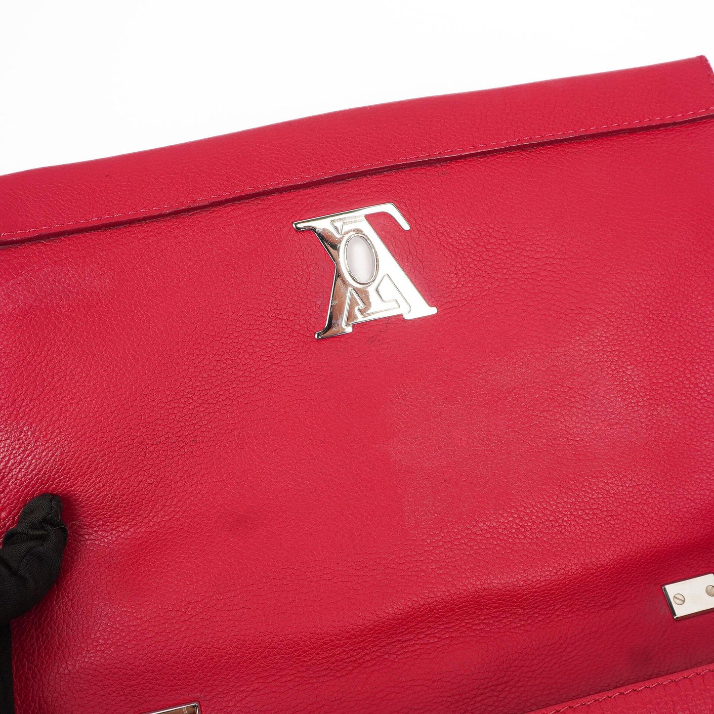 Louis Vuitton Lockme II Tasche aus Dahlia-Kalbsleder