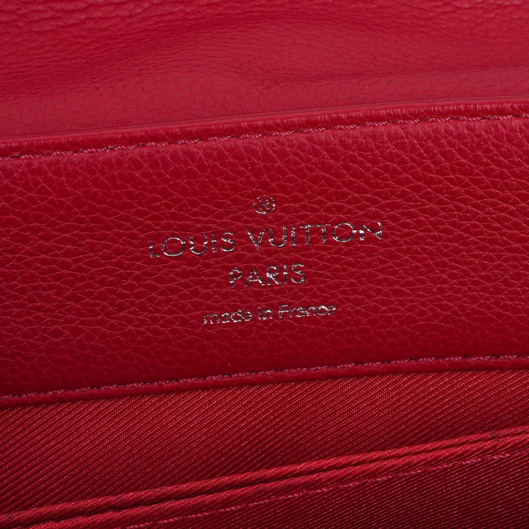 Louis Vuitton Lockme II Tasche aus Dahlia-Kalbsleder
