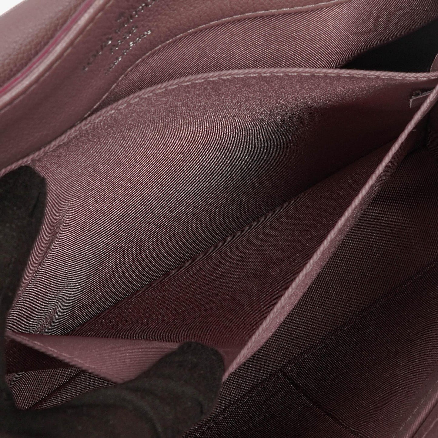 Louis Vuitton Lockme II Tasche aus Kalbsleder in Taupe Glace