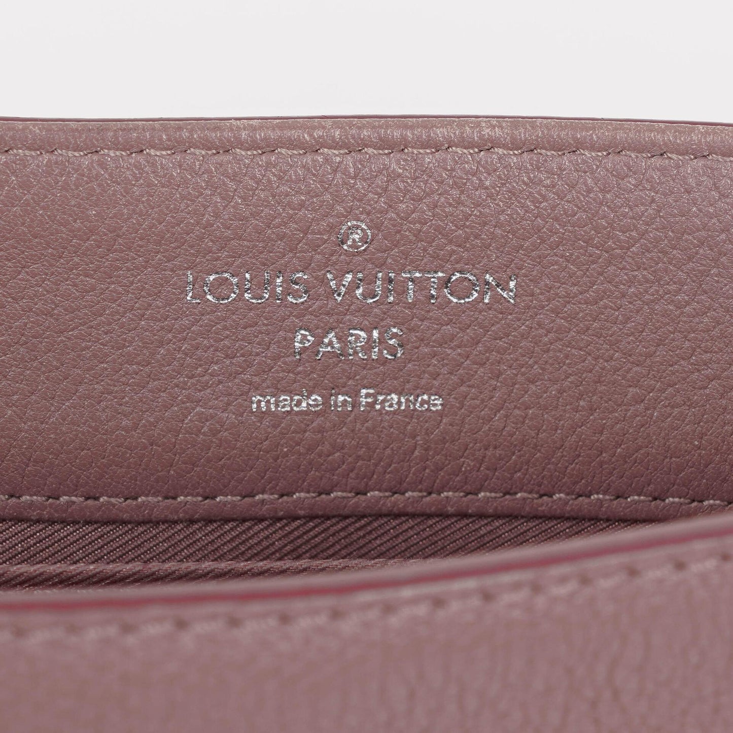 Louis Vuitton Lockme II Tasche aus Kalbsleder in Taupe Glace
