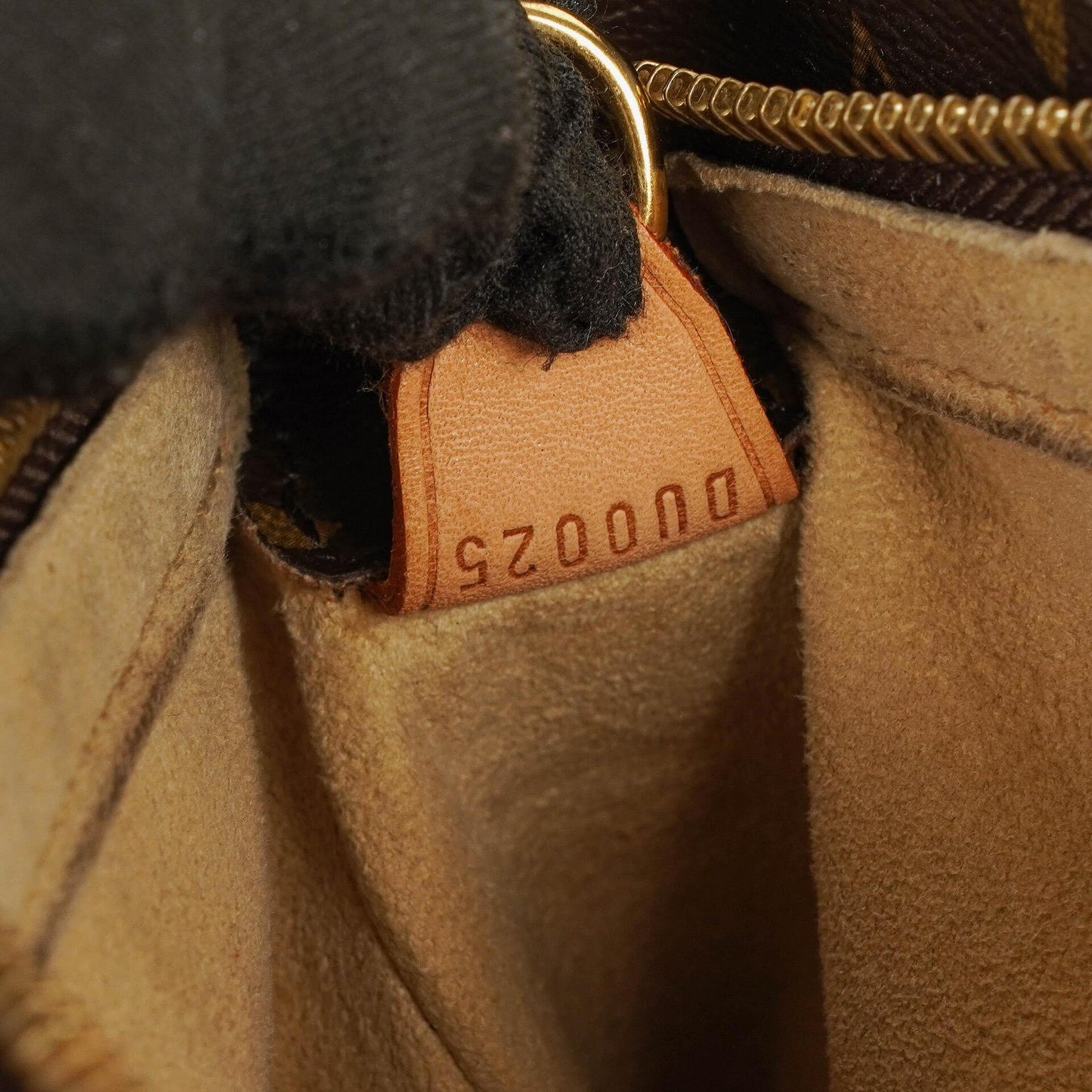 Louis Vuitton Looping GM Schultertasche aus Monogram Canvas