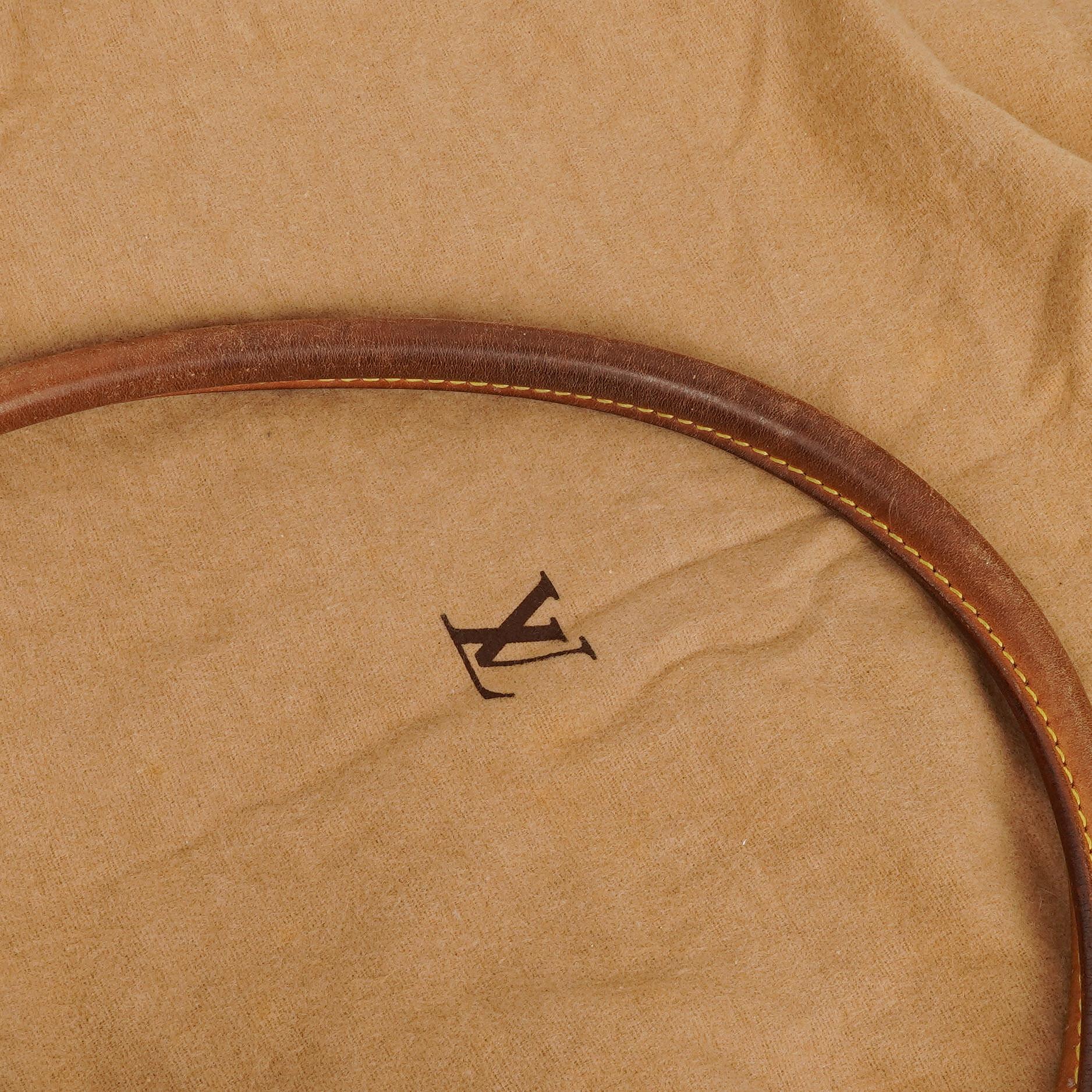 Louis Vuitton Looping MM Tasche aus Monogram Canvas