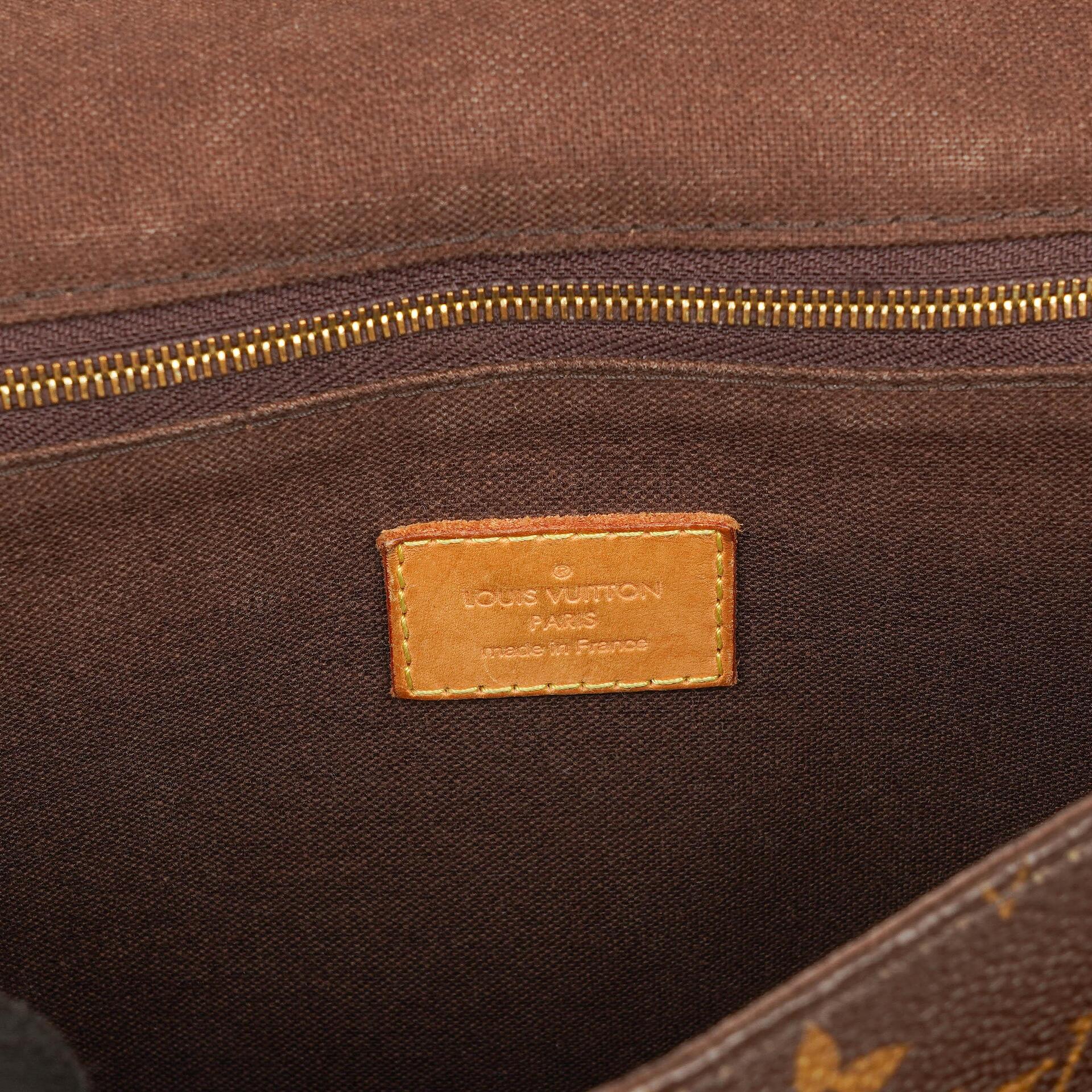 Louis Vuitton Ménilmontant PM Monogram Canvas Tasche