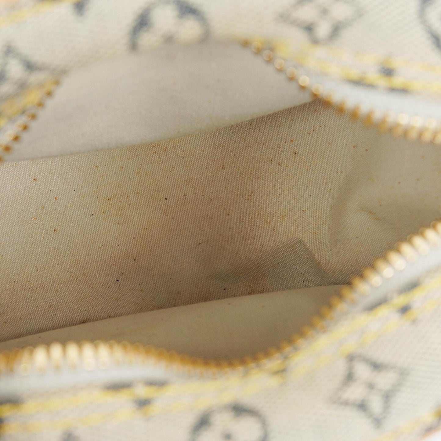 Louis Vuitton Mini Jeanne PM Schultertasche aus blauem Monogram Mini Lin