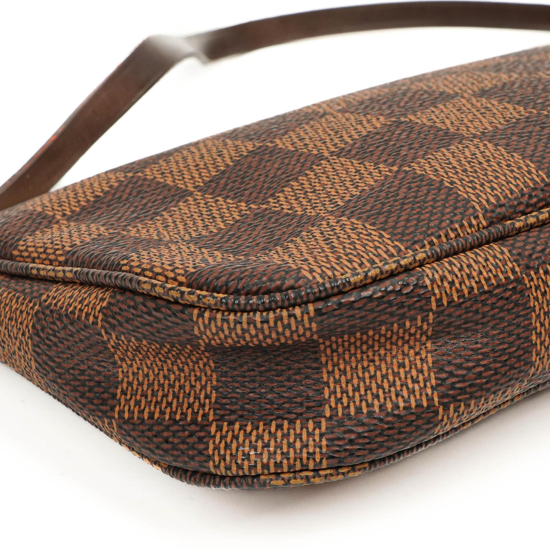 Louis Vuitton Mini Pochette Accessoires Damier Ebene Canvas Clutch Handtasche