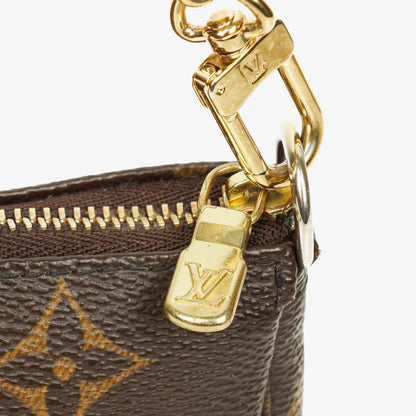 Louis Vuitton Mini Pochette Accessoires Clutch-Handtasche aus Monogram Canvas