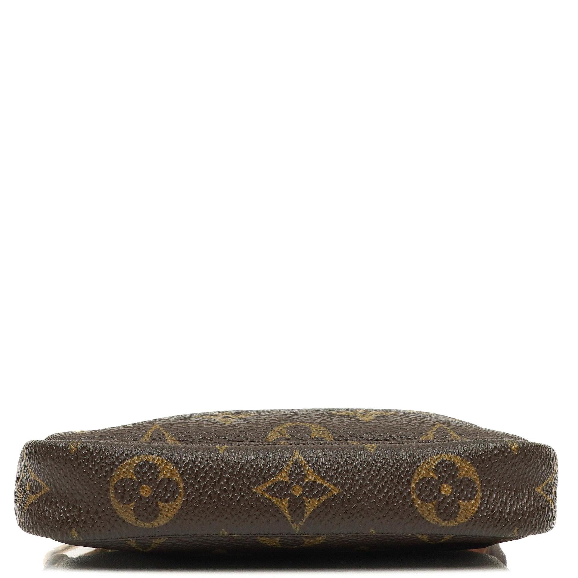 Louis Vuitton Mini Pochette Accessories Monogram Canvas Clutch-Tasche